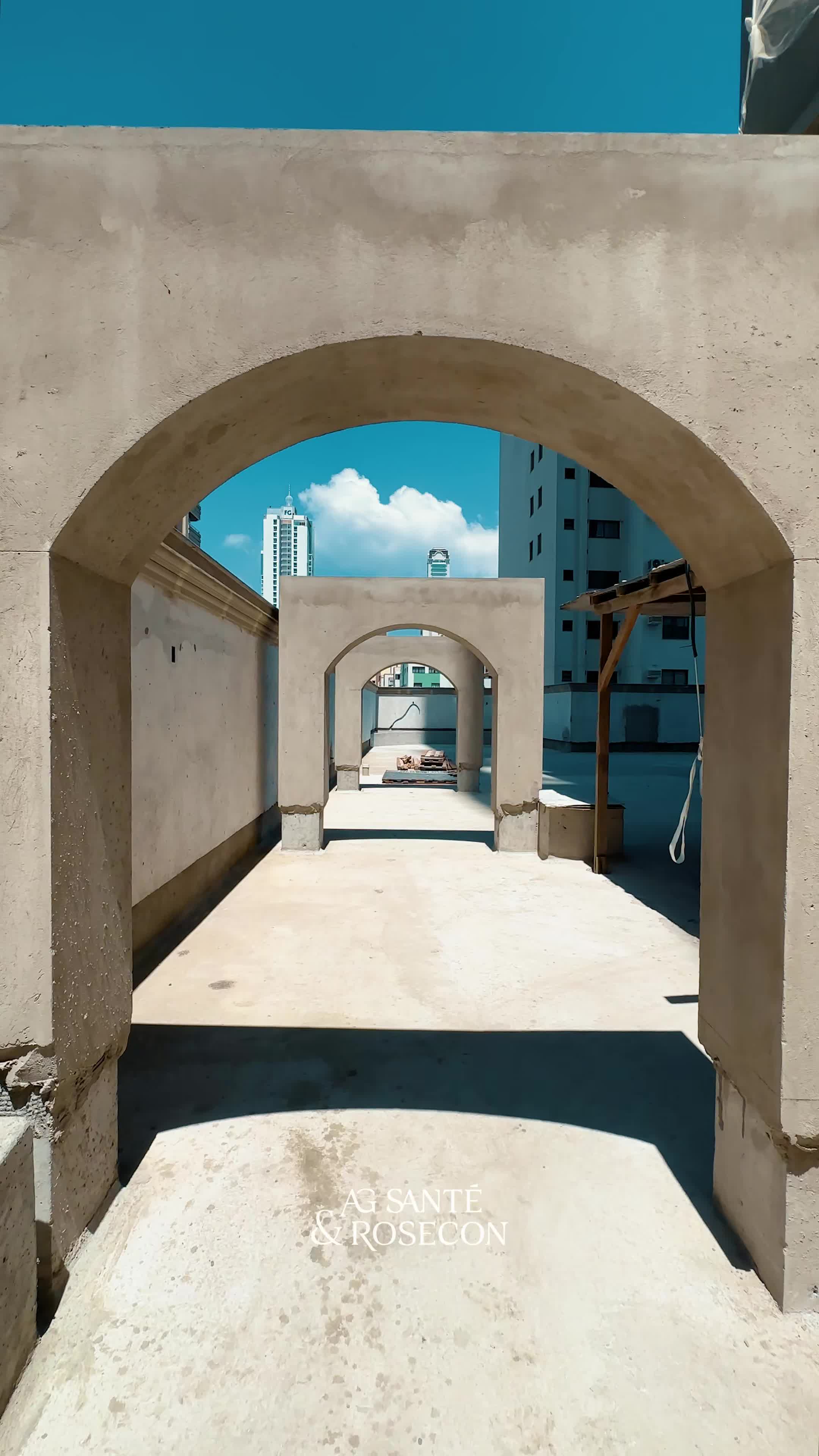 Vídeo 19 — La Belle Tour, Balneário Camboriú SC