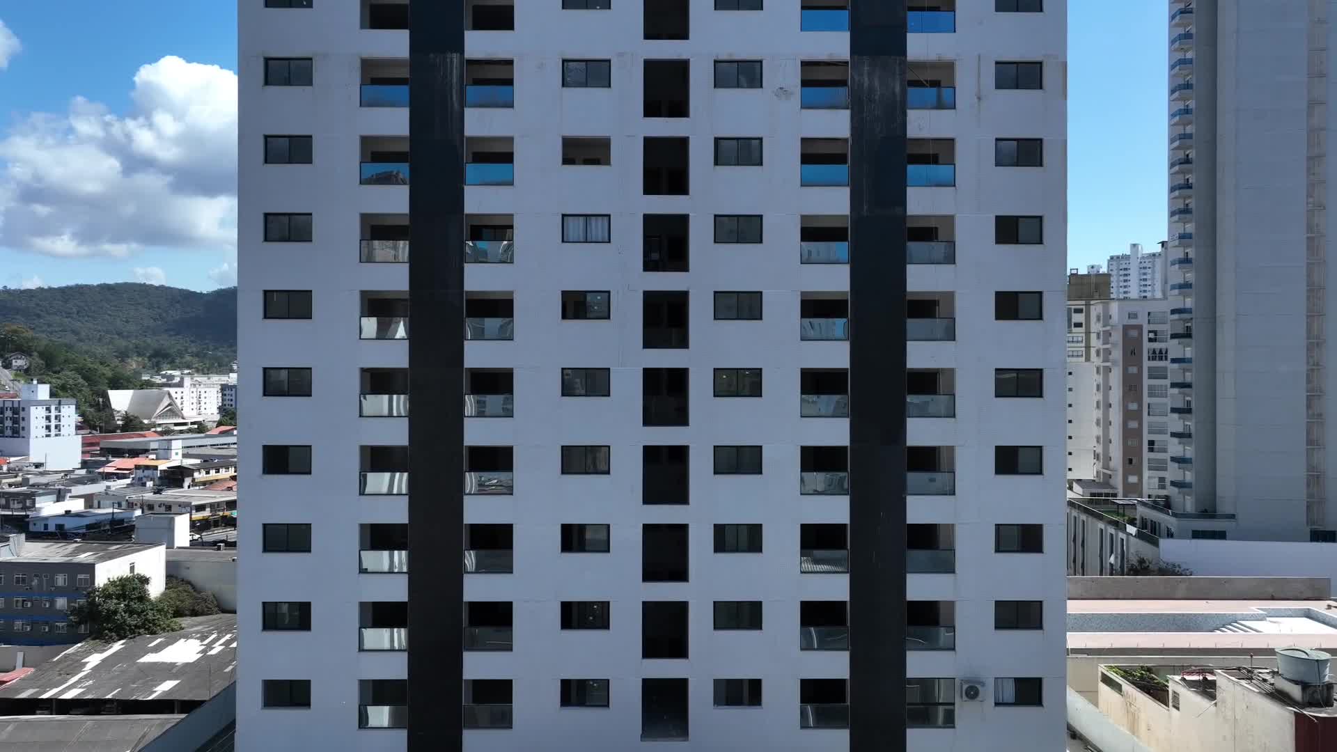 Vídeo 45 — Paganini Tower, Balneário Camboriú SC