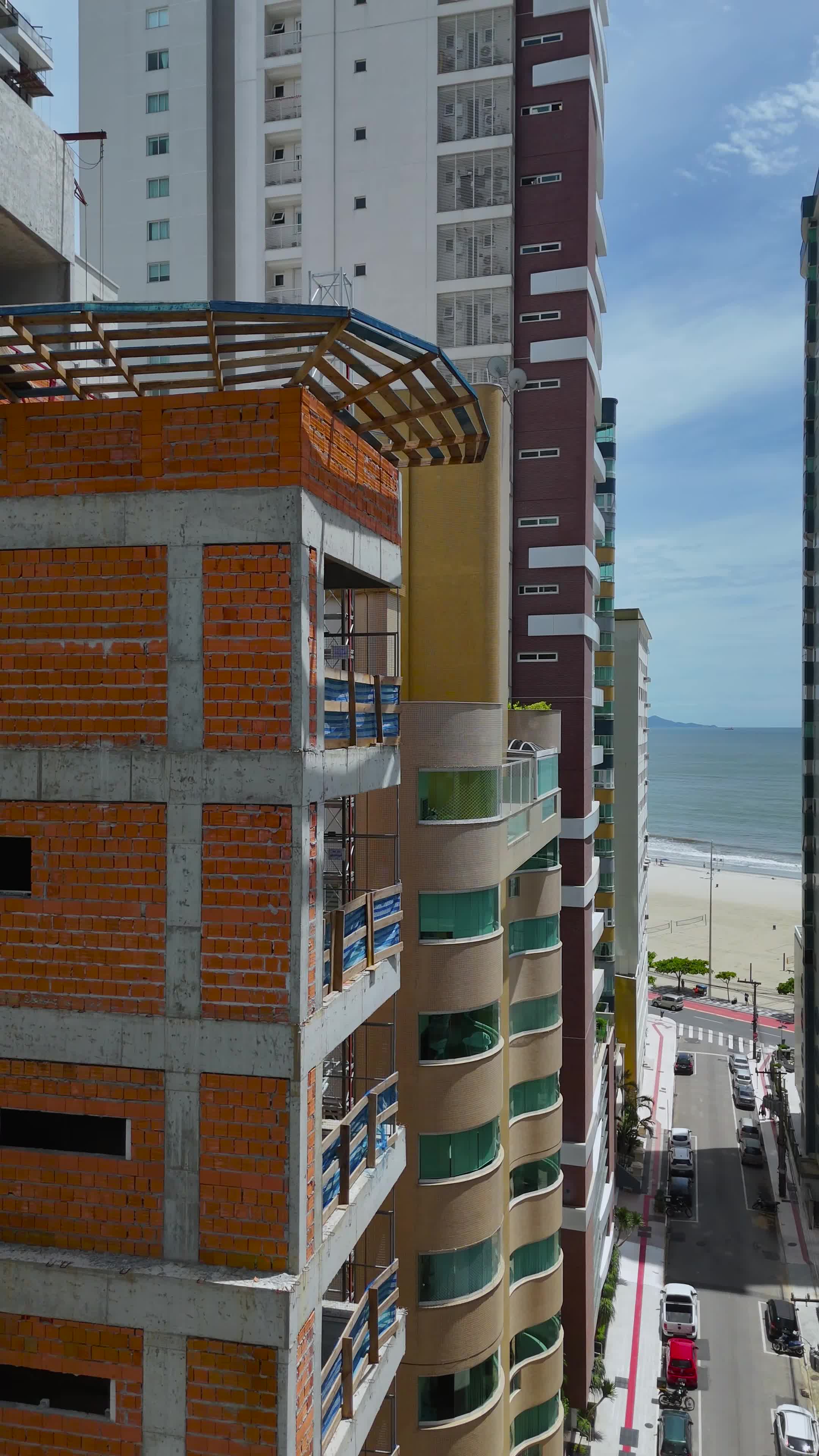 V&iacute;deo 3 — Mar Belle Residence, Balne&aacute;rio Cambori&uacute; SC