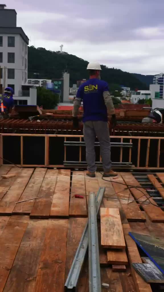 V&iacute;deo 1 — Topazio Residence, Balne&aacute;rio Cambori&uacute; SC