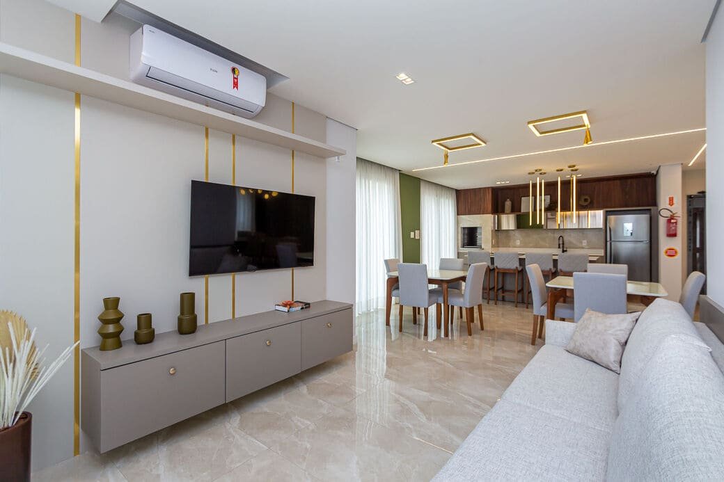 Residencial Costa Esmeralda no bairro Pioneiros em Balneário Camboriú