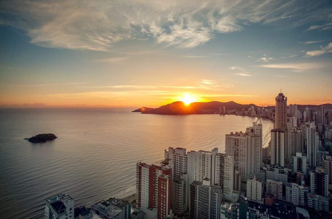 Diamond Hill — Barra Sul, Balneário Camboriú