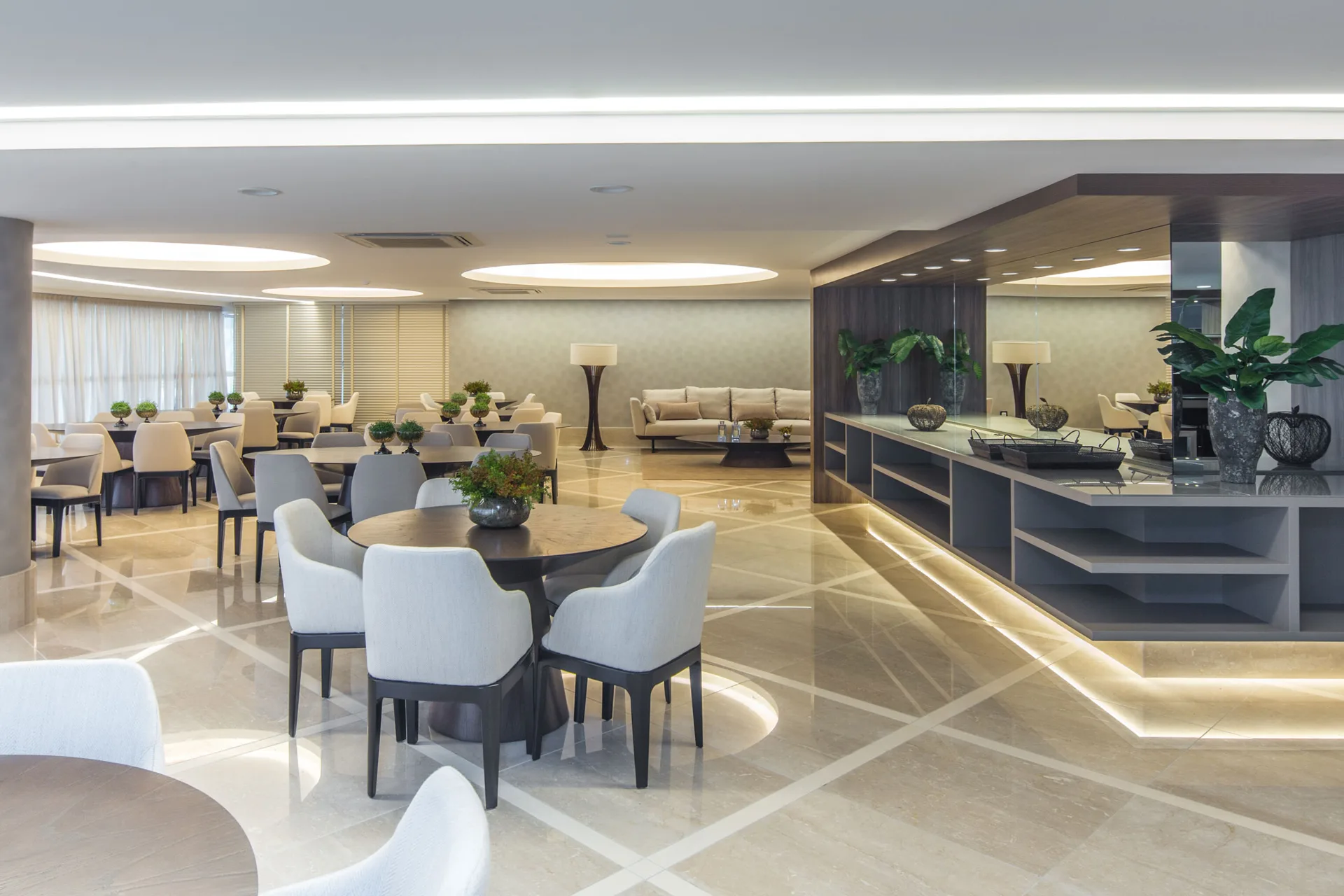 Ibiza Towers em Balneário Camboriú SC — Foto 21