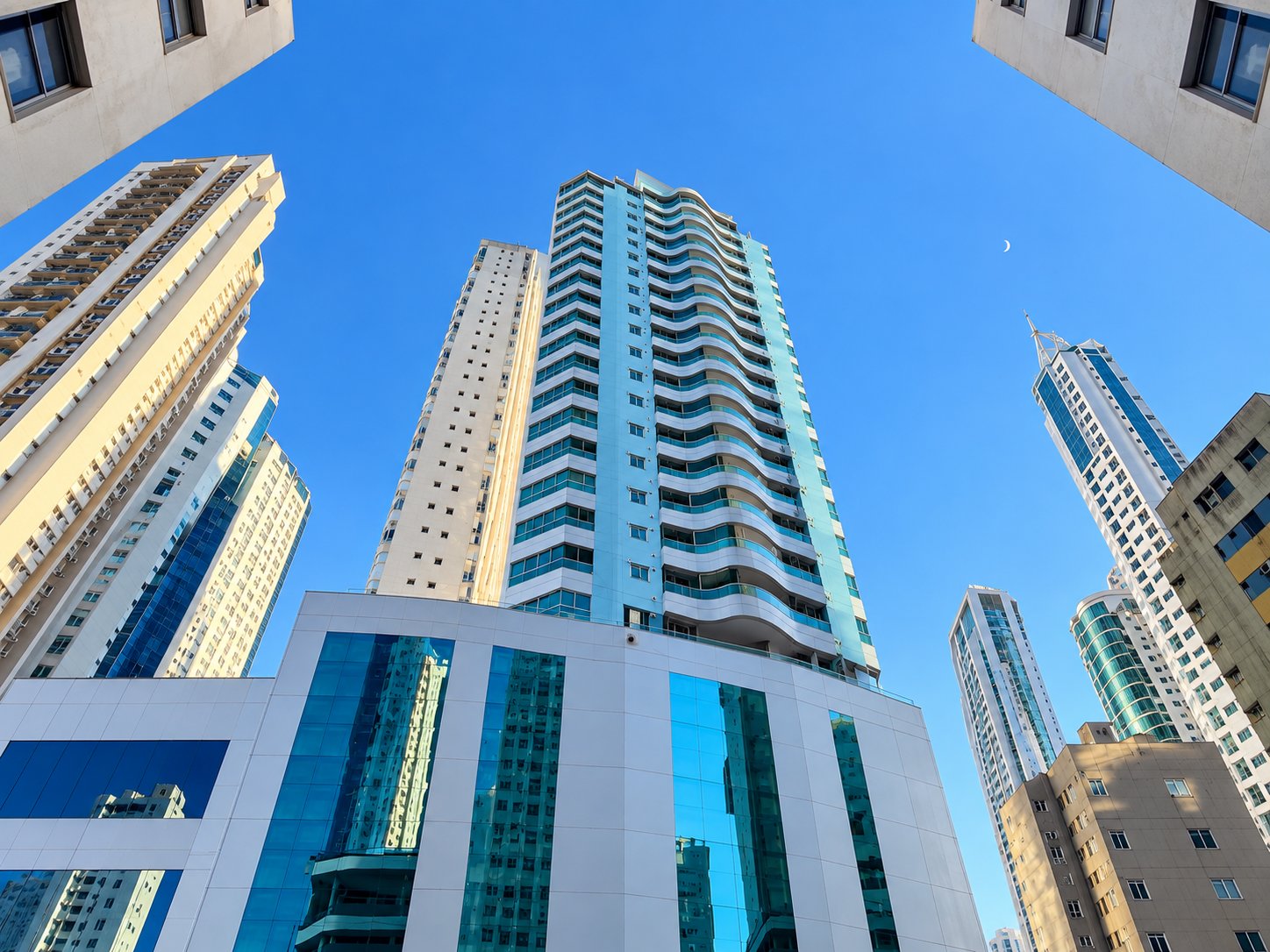 Apartamento 1 suíte no Água Marinha — Barra Sul, Balneário Camboriú SC