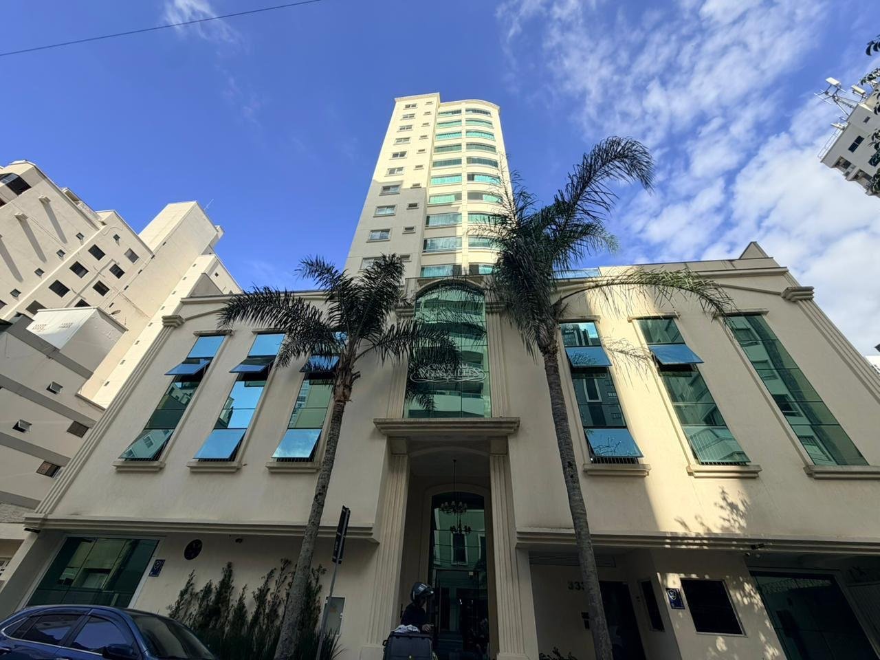 Apartamento 1 suíte no Chateau de Versailles — Centro, Balneário Camboriú SC