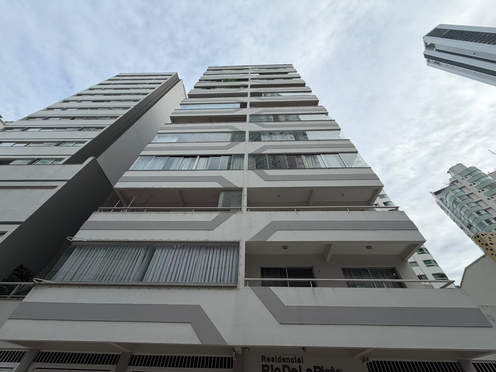 Apartamento 1 suíte no Rio de La Plata — Centro, Balneário Camboriú SC