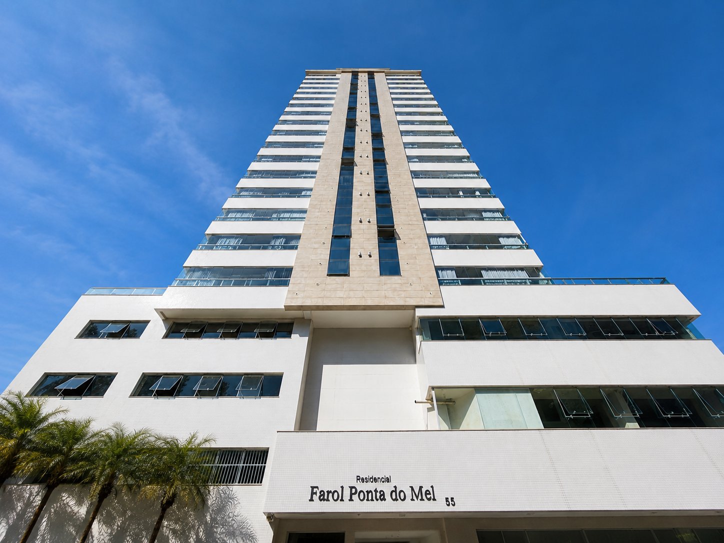 Apartamento 2 suítes no Farol Ponta do Mel — Pioneiros, Balneário Camboriú SC