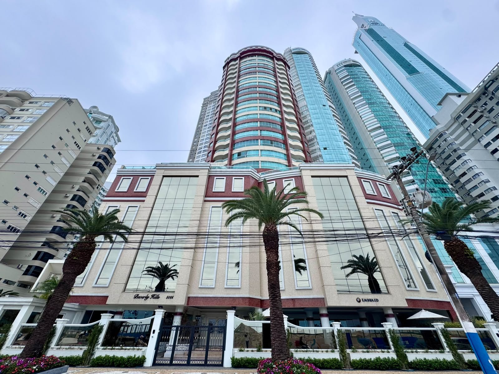 Apartamento 3 suítes no Beverly Hills — Barra Sul, Balneário Camboriú SC