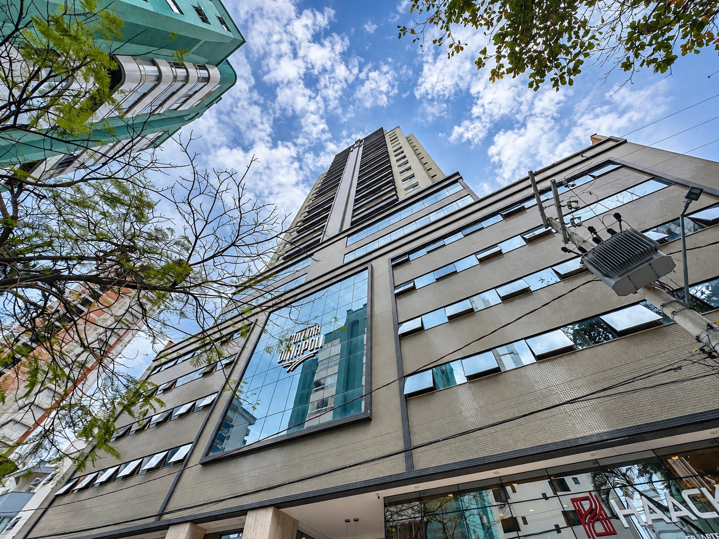 Apartamento 3 suítes no EDIFíCIO COLLINA DI NAPOLI — Centro, Balneário Camboriú SC