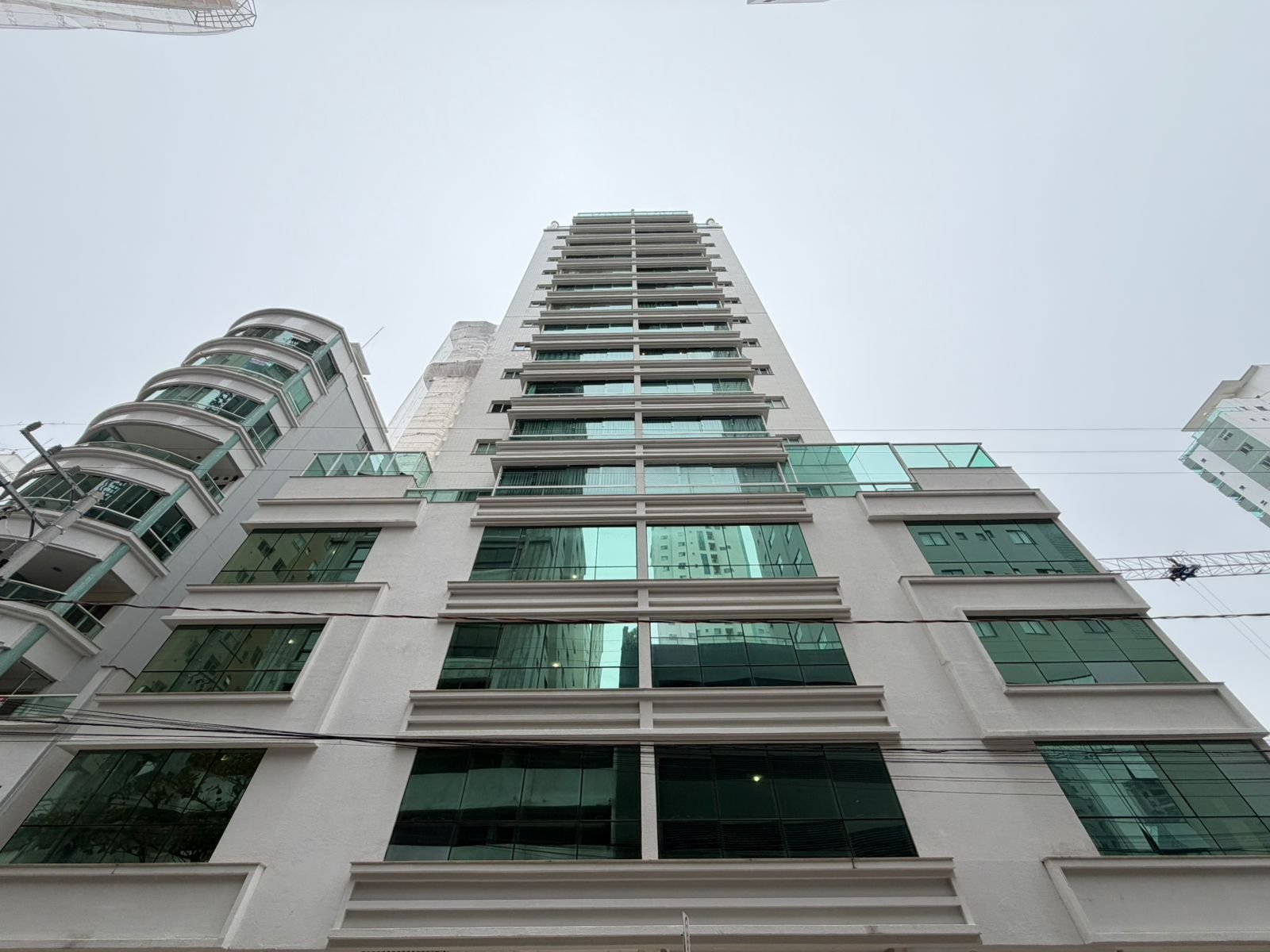 Apartamento 3 suítes no Maria Valentina — Centro, Balneário Camboriú SC