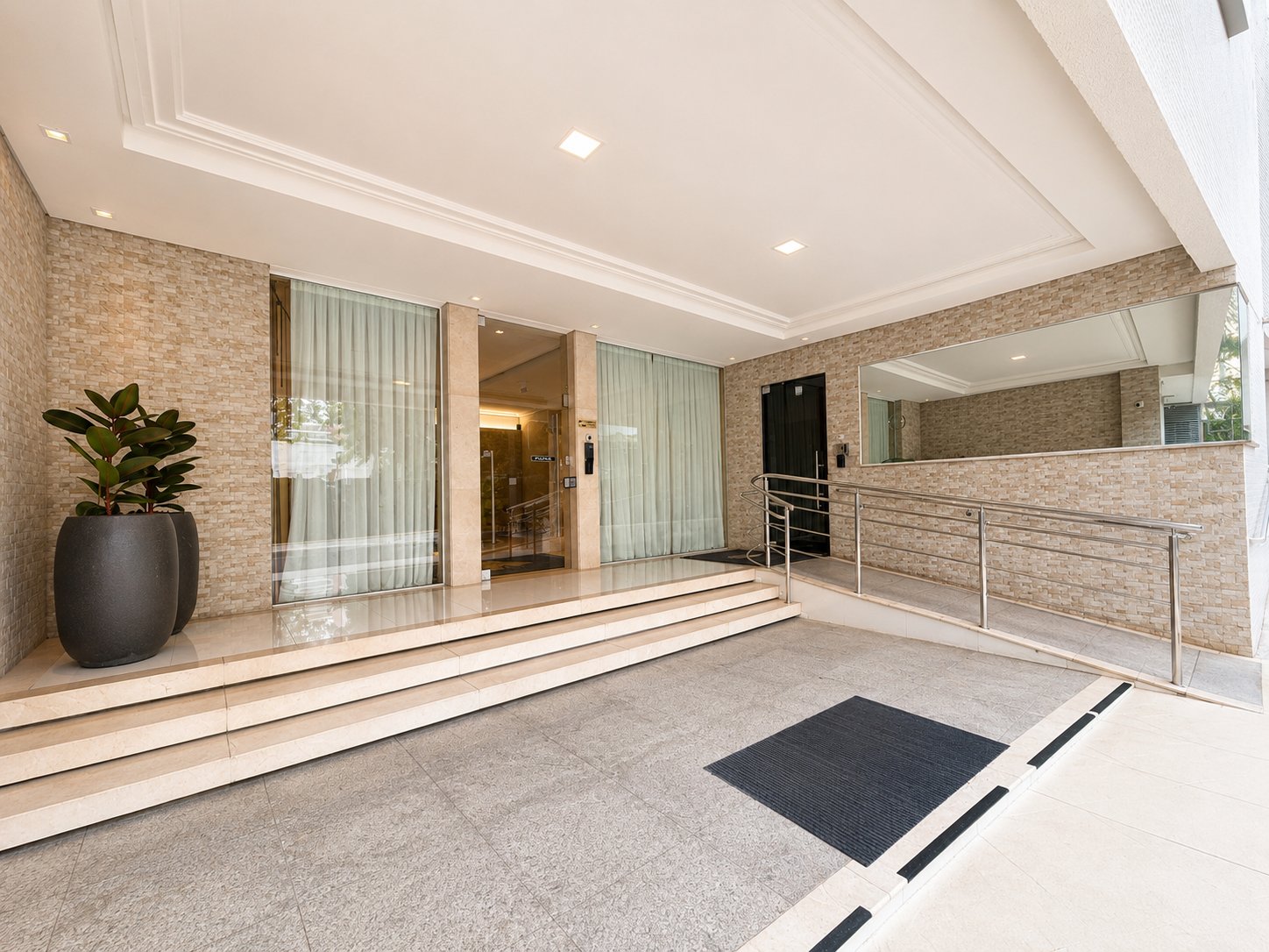 Apartamento 3 suítes no Torre de Lyon — foto 2