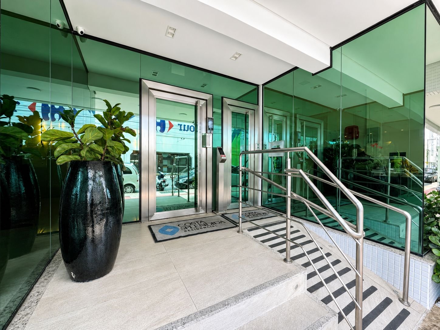 Apartamento 4 suítes no Costa Splendida — foto 2
