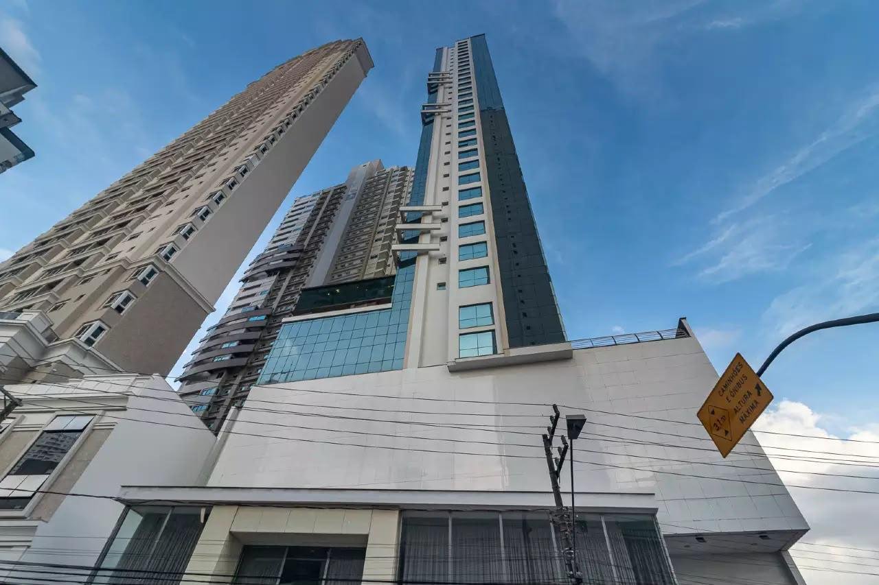Apartamento 4 suítes no Marina Beach Towers — Centro, Balneário Camboriú SC