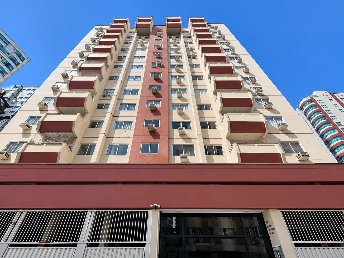 Apartamento 4 suítes no Poeta Drumond — Centro, Balneário Camboriú SC