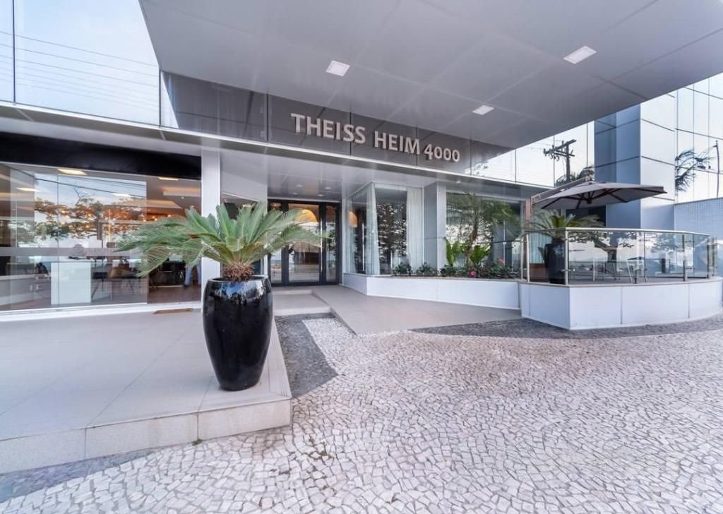 Apartamento 5 suítes no Theiss Heim — foto 2