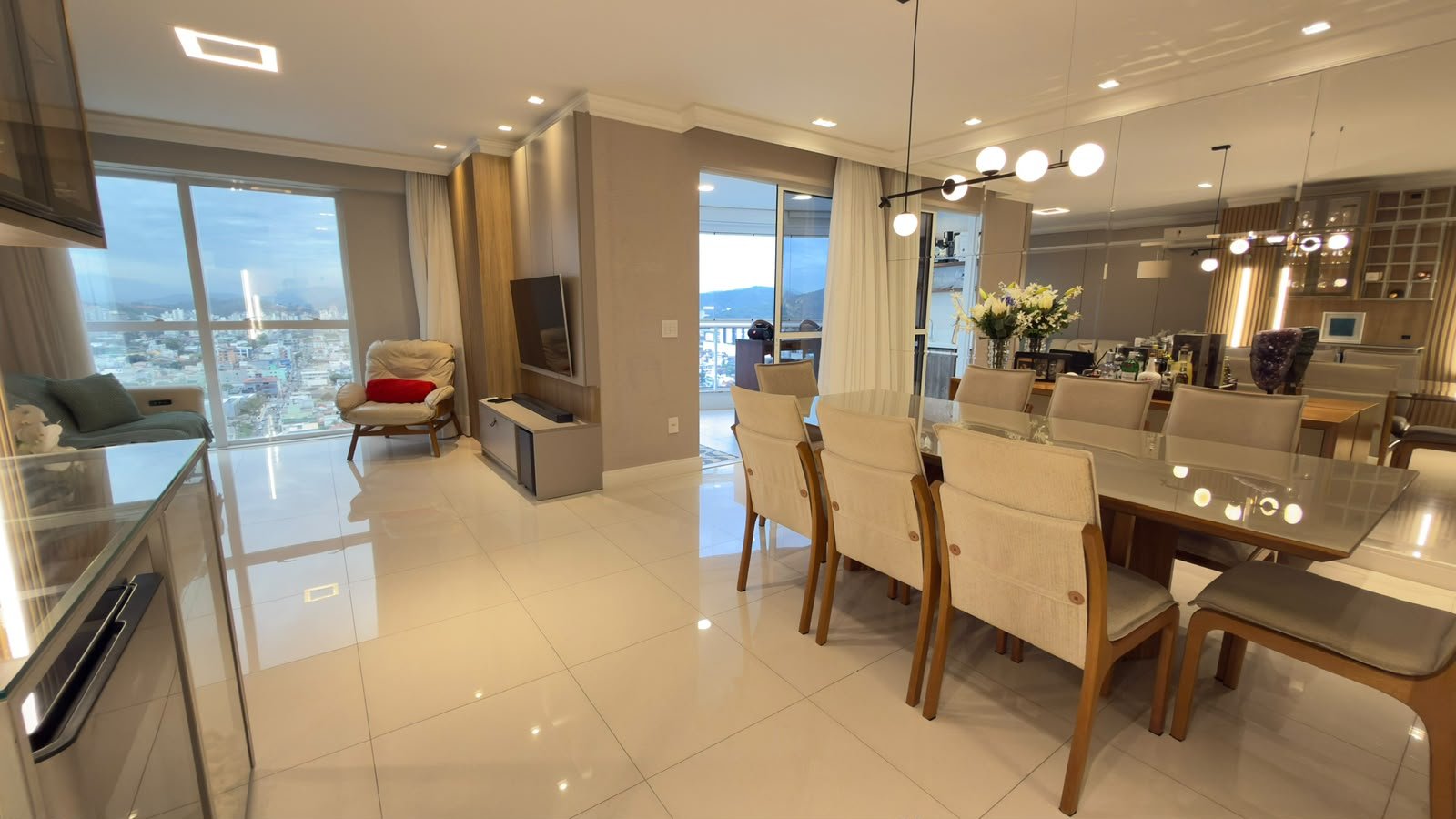Apartamento 3 suítes no Royalton Residence — foto 1
