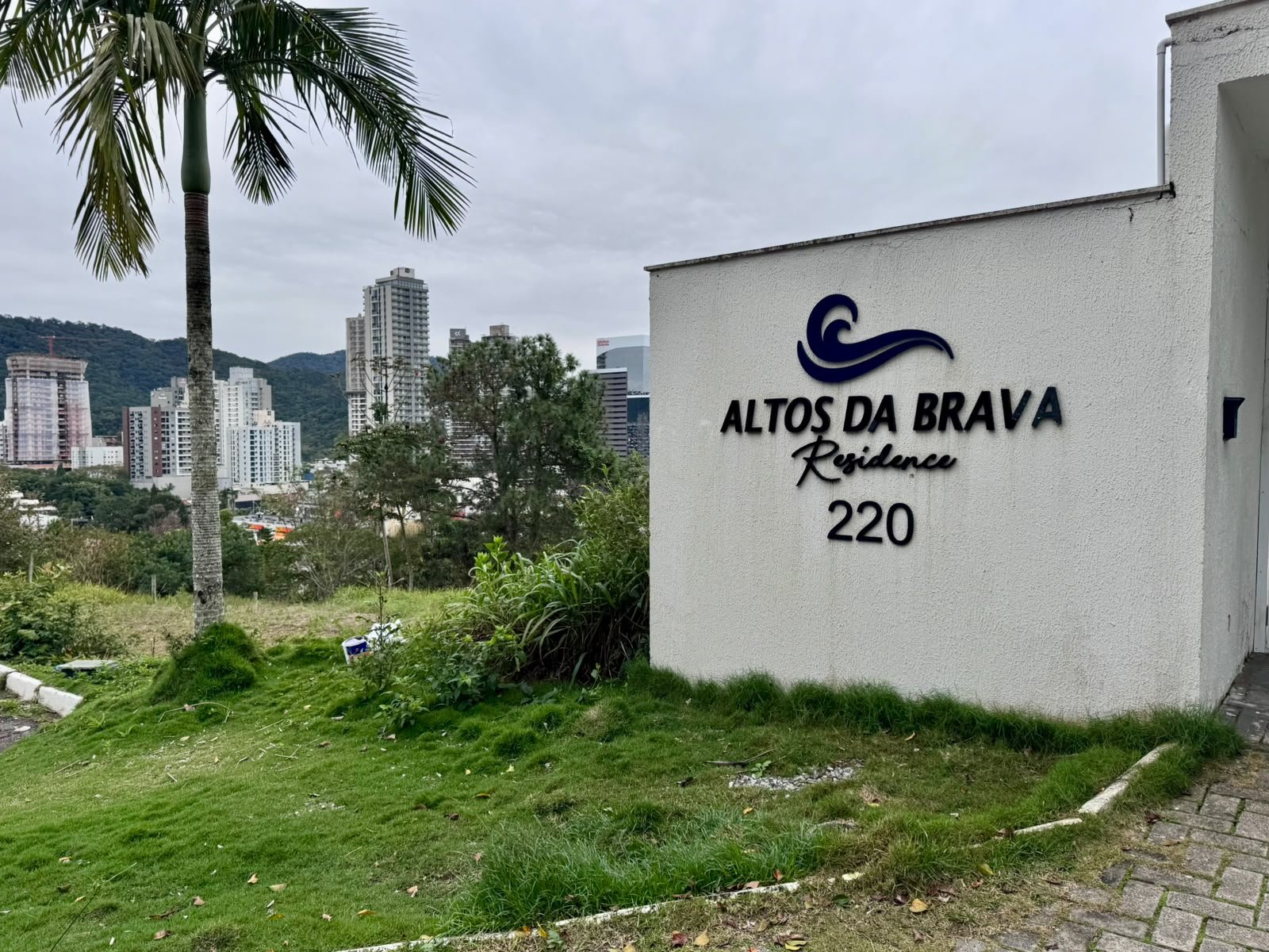 Casa 2 suítes — Altos da Brava — foto 2