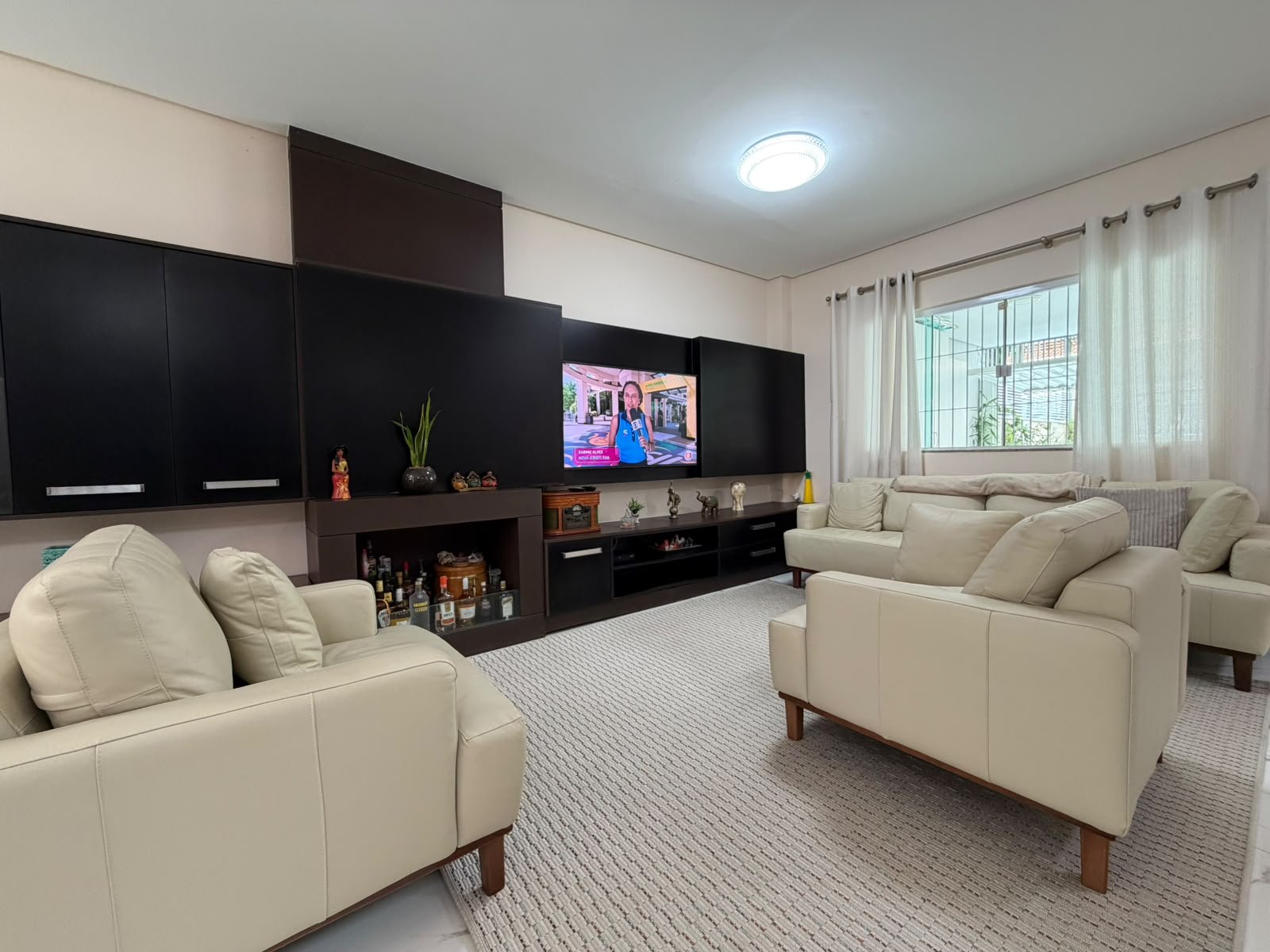Casa 3 suítes — Contemporânea — foto 4