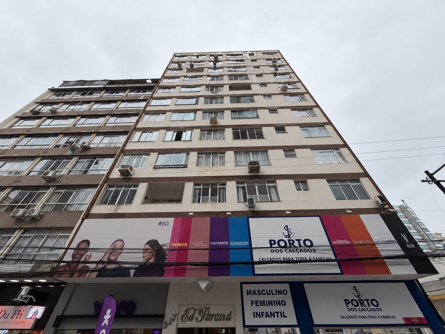 Flat 2 dormitórios no Paraná — foto 1