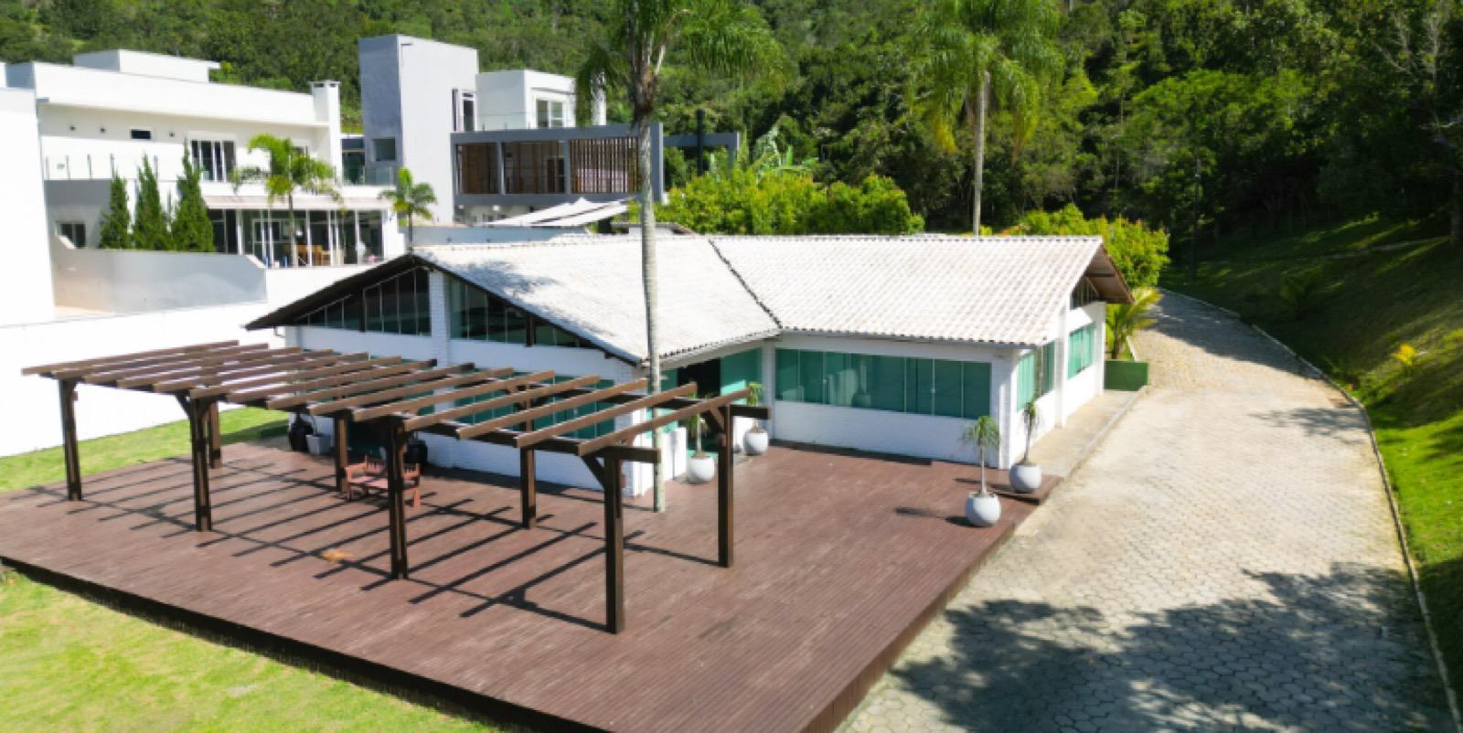 Area de lazer 2 do Haras Rio do Ouro em Balneário Camboriú SC