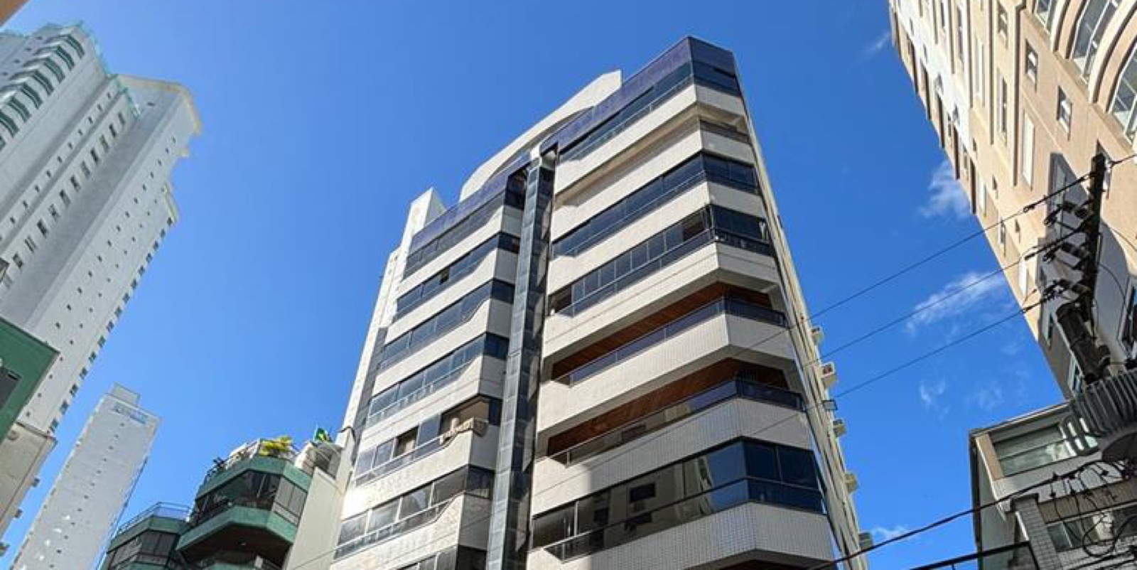 Baía Azul — Empreendimento em Balneário Camboriú SC