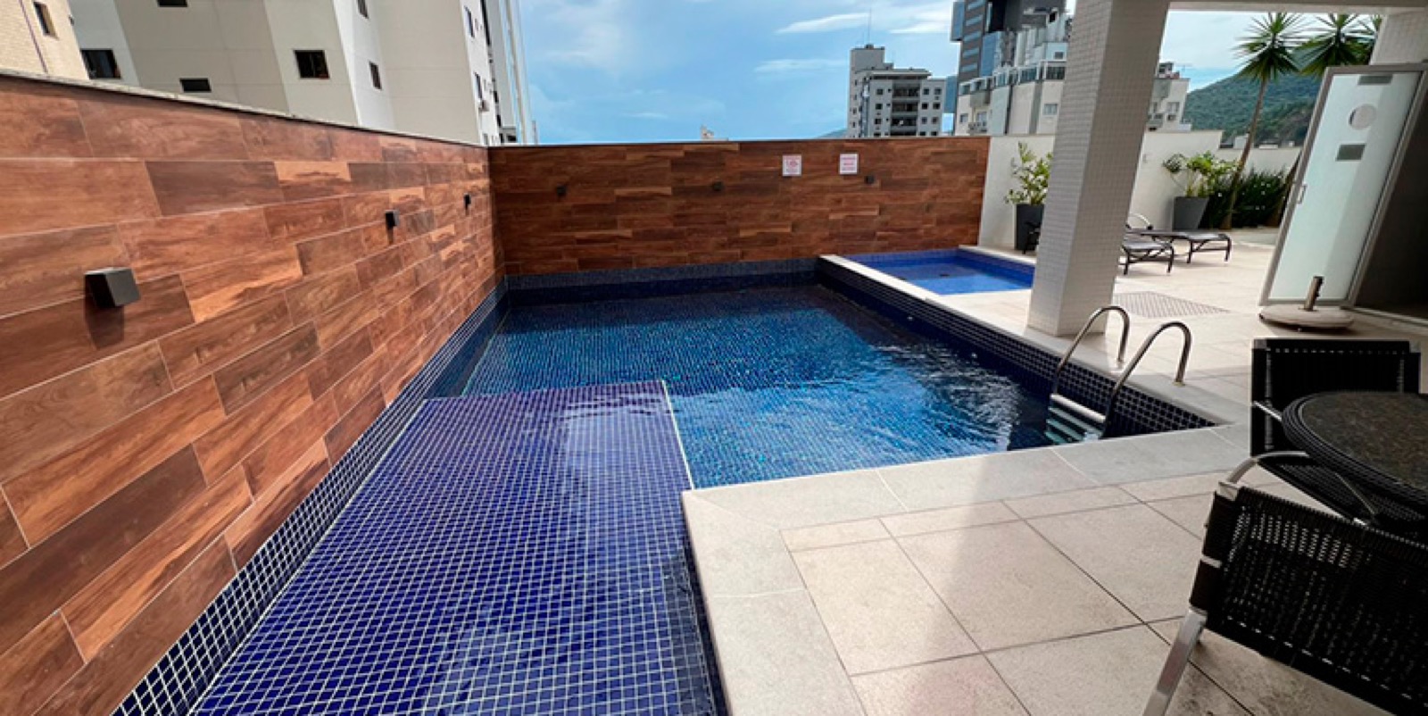 Area de lazer 1 do Blue Life em Balneário Camboriú SC