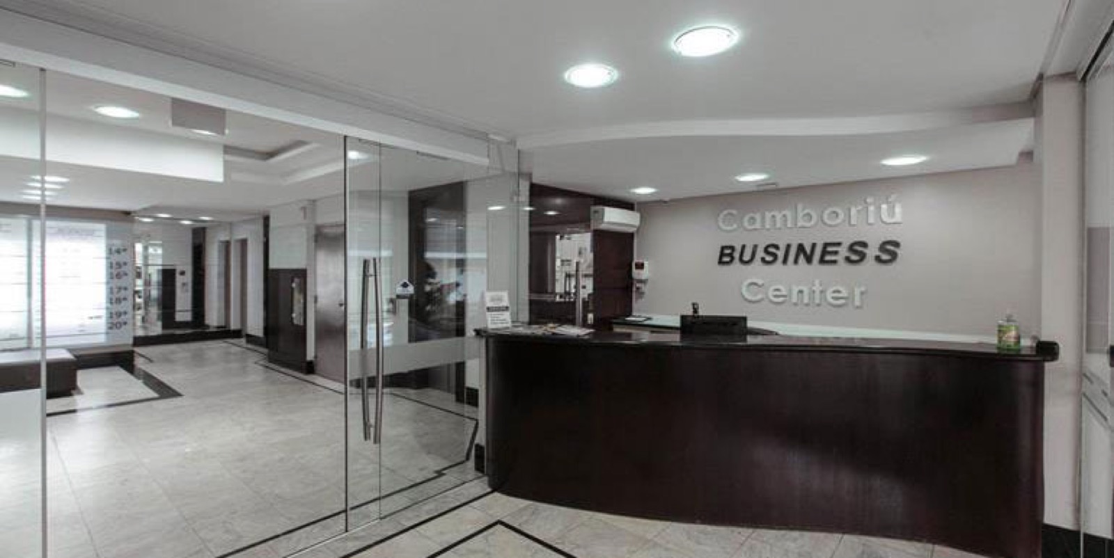 Area de lazer 1 do Camboriú Business Center em Balneário Camboriú SC