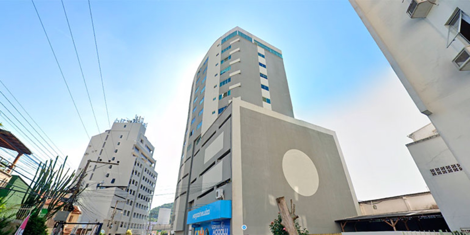 Cataluña Comercial Center — Empreendimento em Balneário Camboriú SC