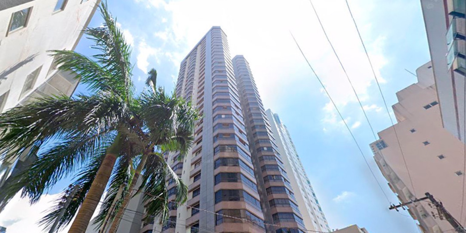 Champagne — Empreendimento em Balneário Camboriú SC