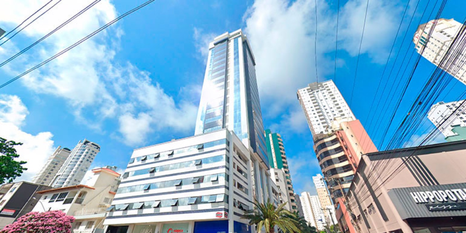 Area de lazer 7 do Ciaplan Empresarial em Balneário Camboriú SC