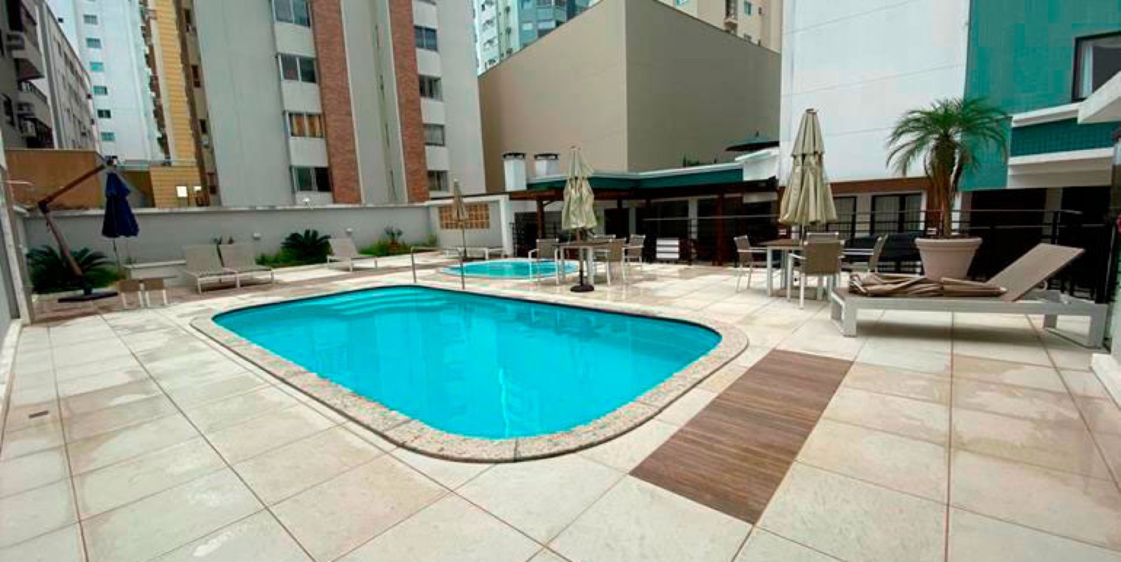 Area de lazer 6 do Cláudia em Balneário Camboriú SC