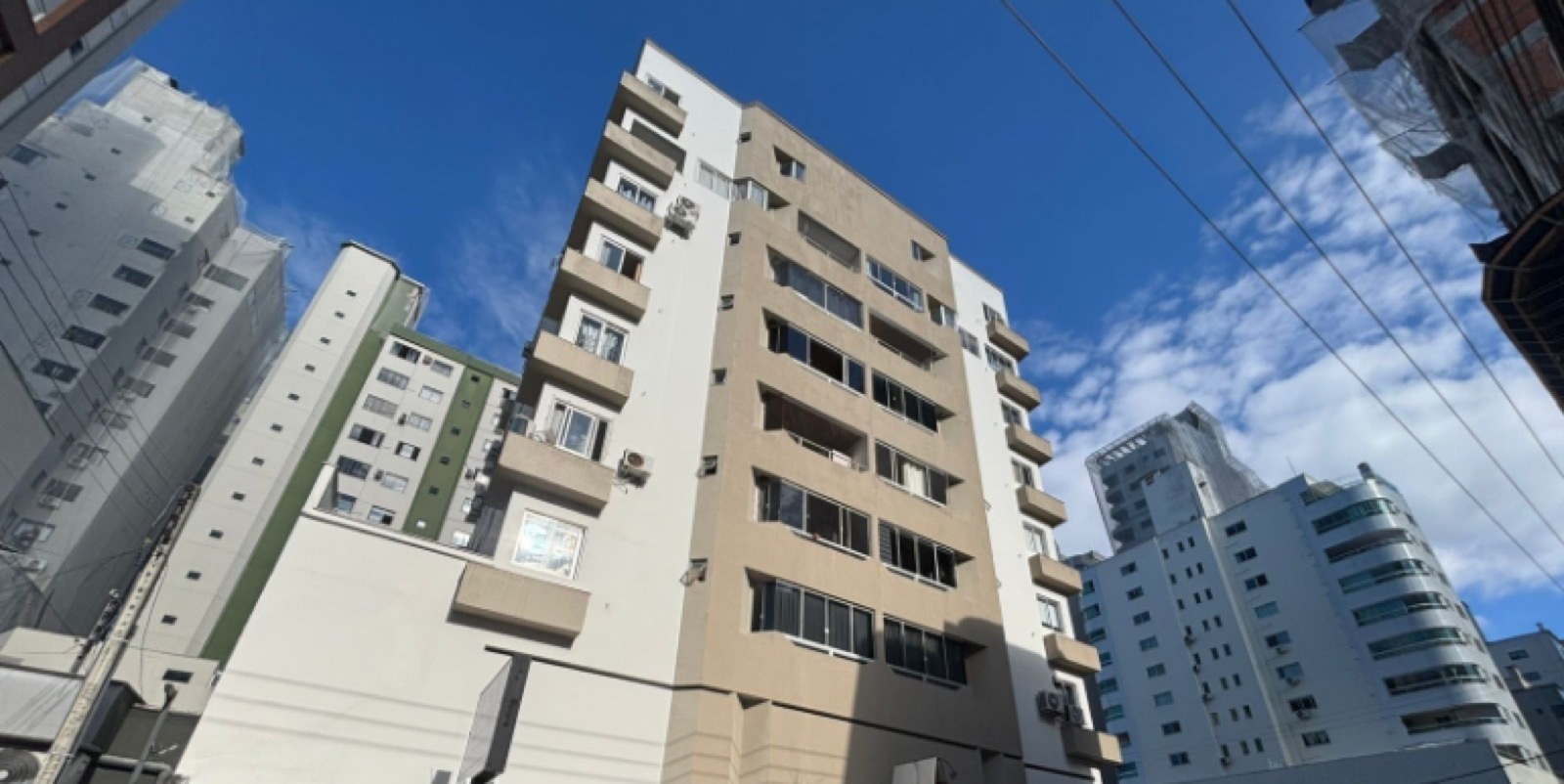 Area de lazer 6 do Costa Bella em Balneário Camboriú SC