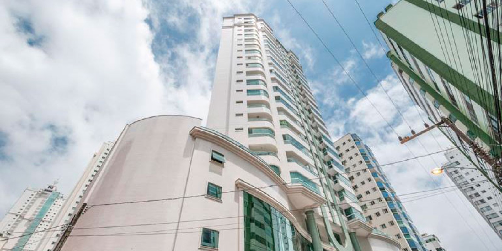 Render 3 do Golden Alliance em Balneário Camboriú SC