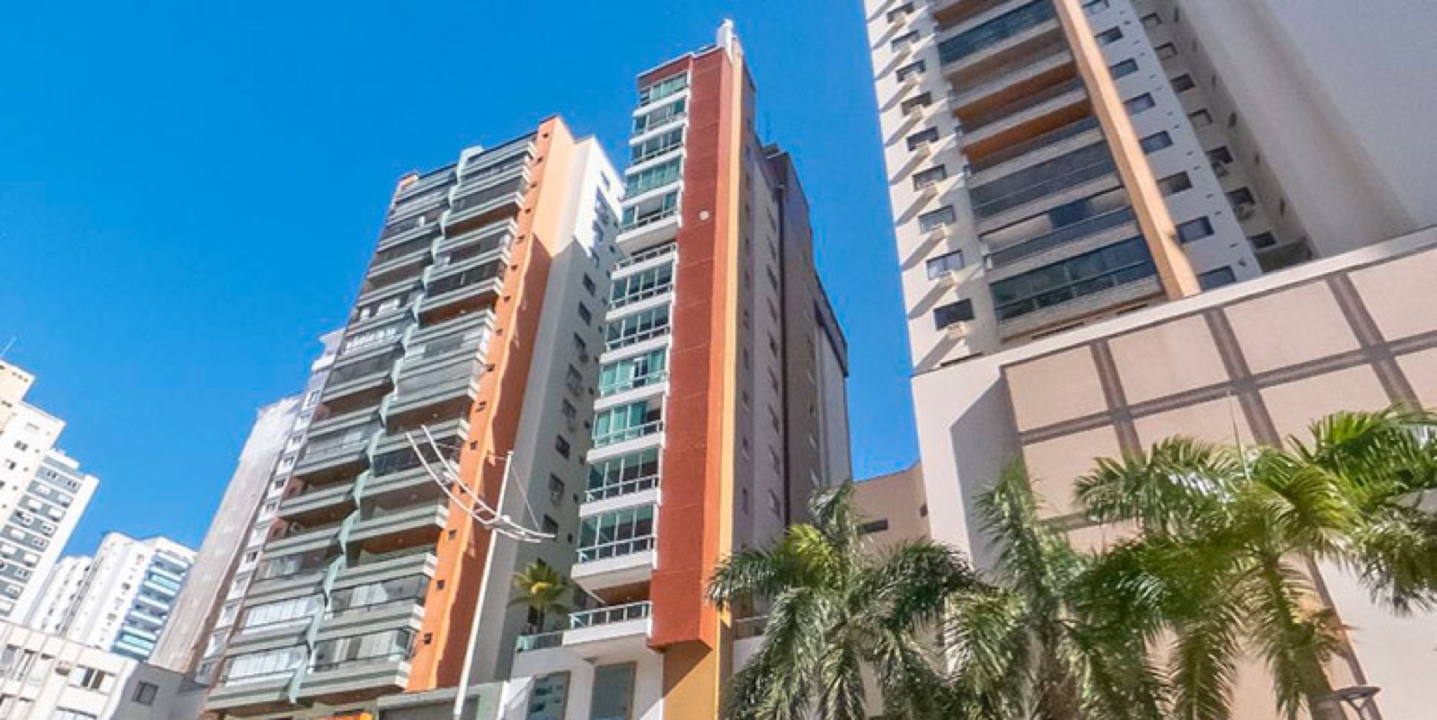 Golden Plaza — Empreendimento em Balneário Camboriú SC
