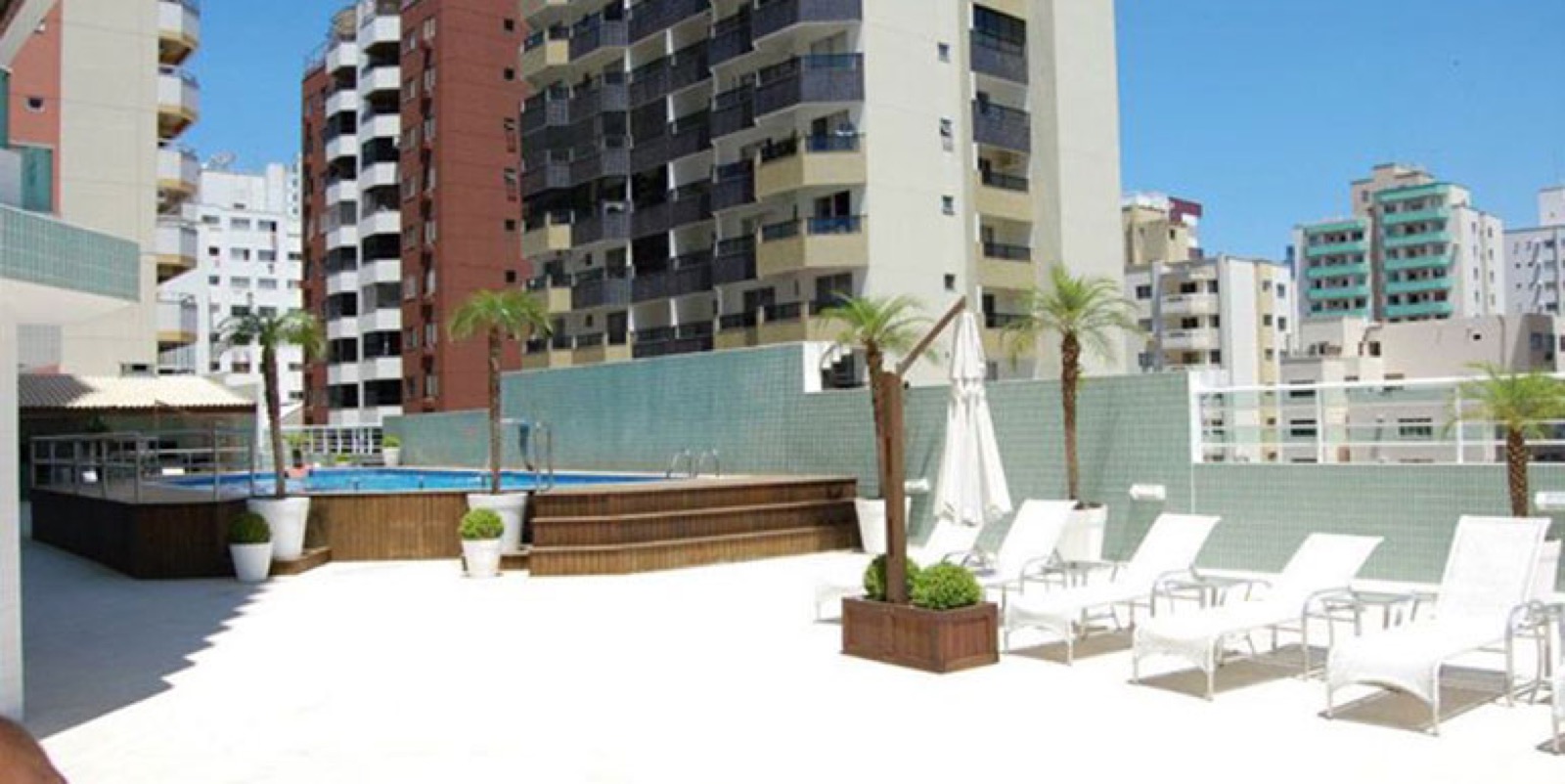 Area de lazer 2 do Golden Tower One em Balneário Camboriú SC