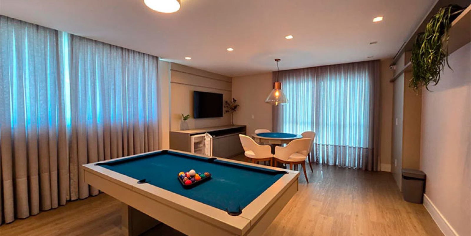 Area de lazer 2 do La Brise Residence em Balneário Camboriú SC