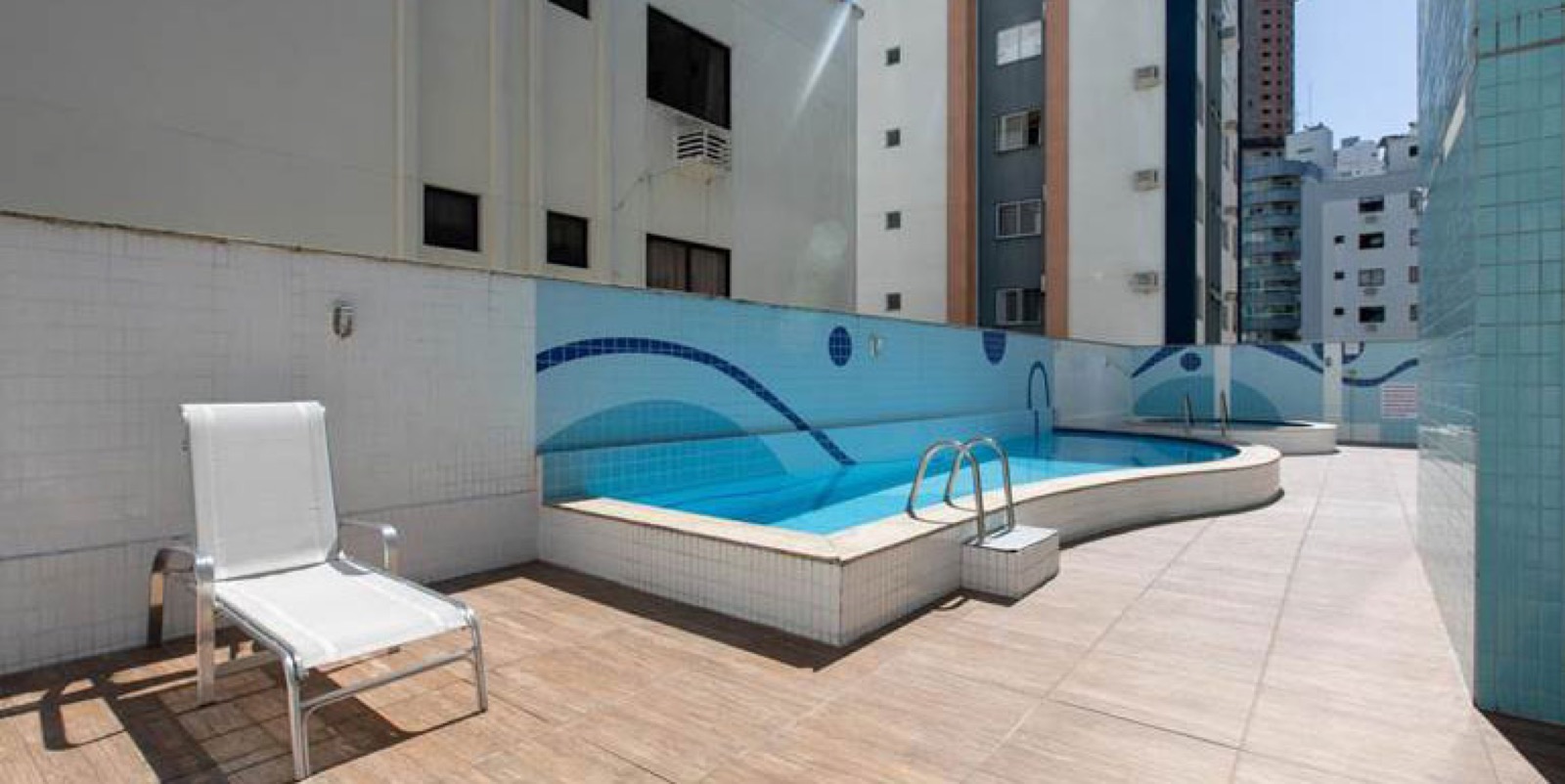 Area de lazer 2 do La Spézia em Balneário Camboriú SC