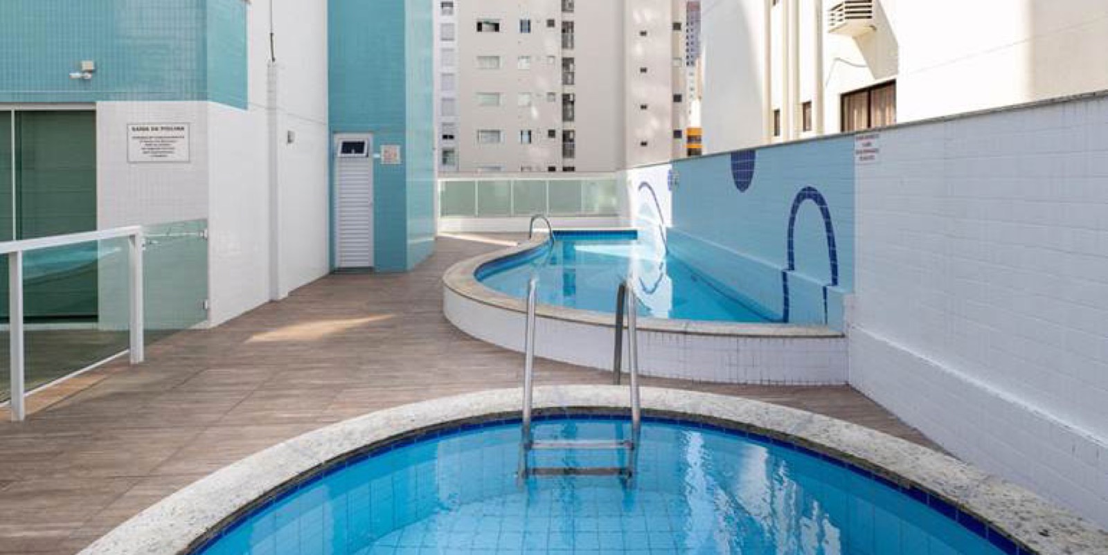 Area de lazer 4 do La Spézia em Balneário Camboriú SC
