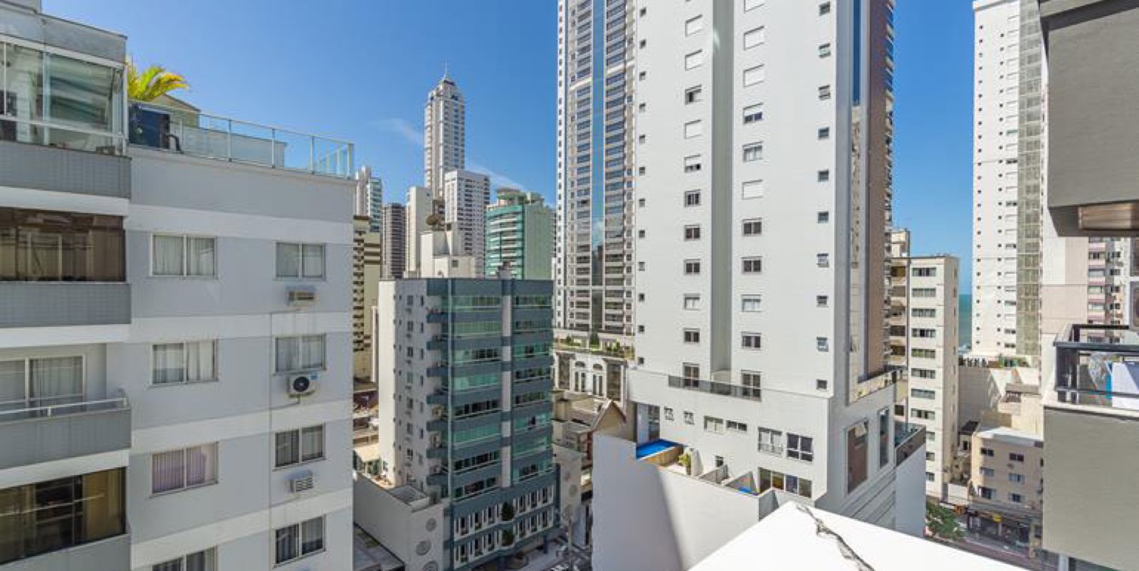 Area de lazer 6 do Miguel Bailak em Balneário Camboriú SC