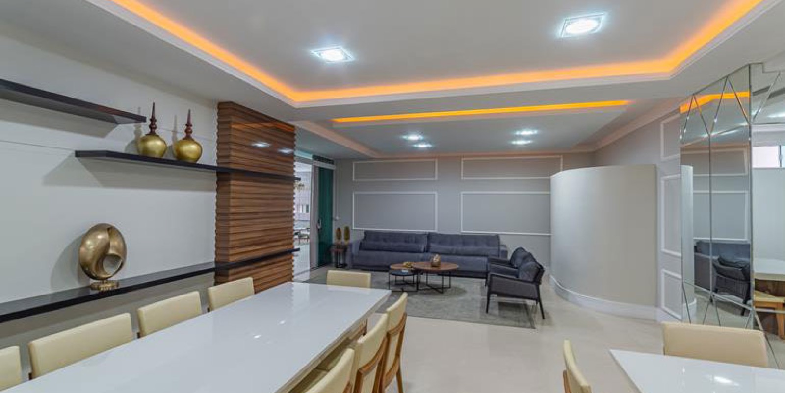 Area de lazer 4 do Petrópolis em Balneário Camboriú SC