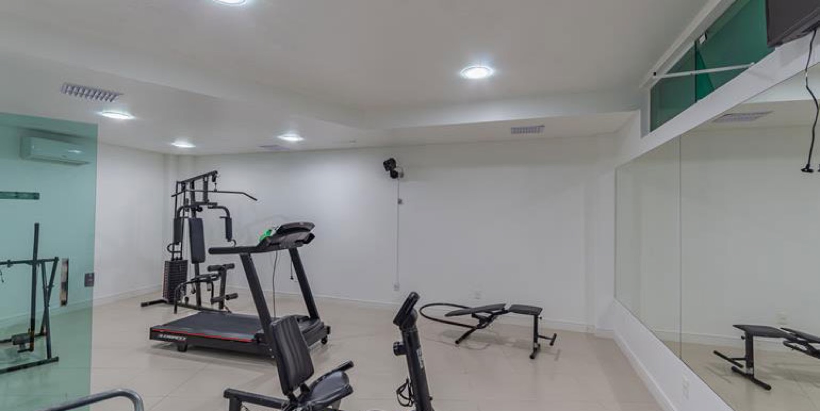 Area de lazer 5 do Petrópolis em Balneário Camboriú SC