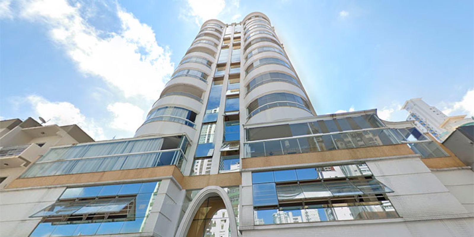 Philipos — Empreendimento em Balneário Camboriú SC