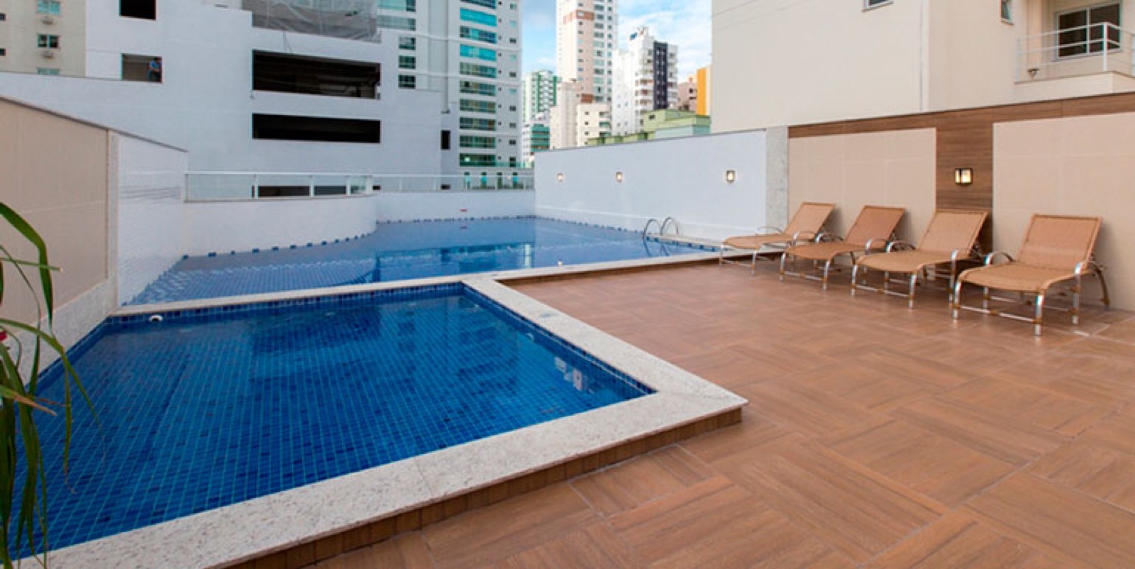 Area de lazer 4 do Portal d’Antares em Balneário Camboriú SC
