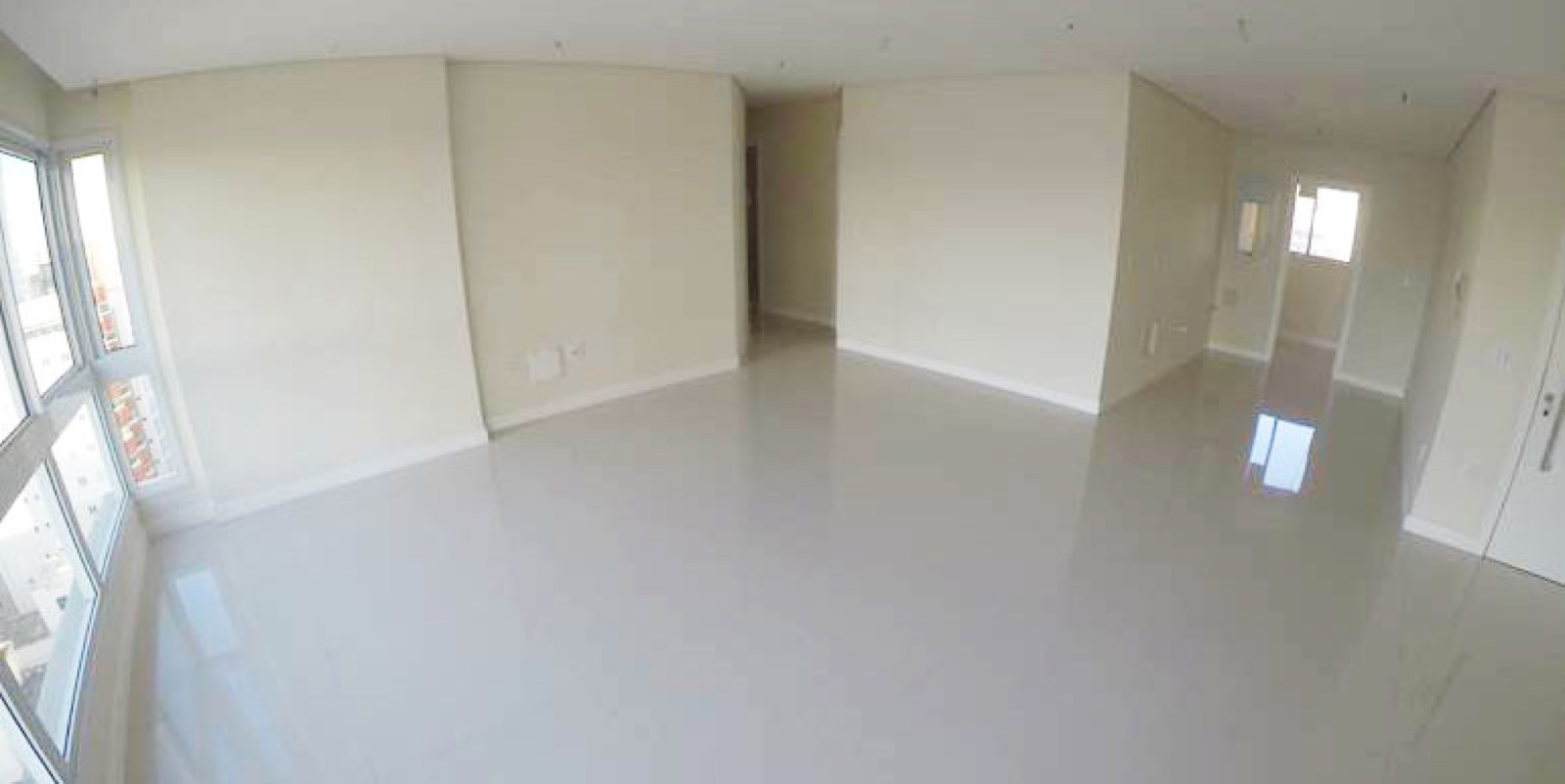 Area de lazer 3 do Puerto Velero em Balneário Camboriú SC