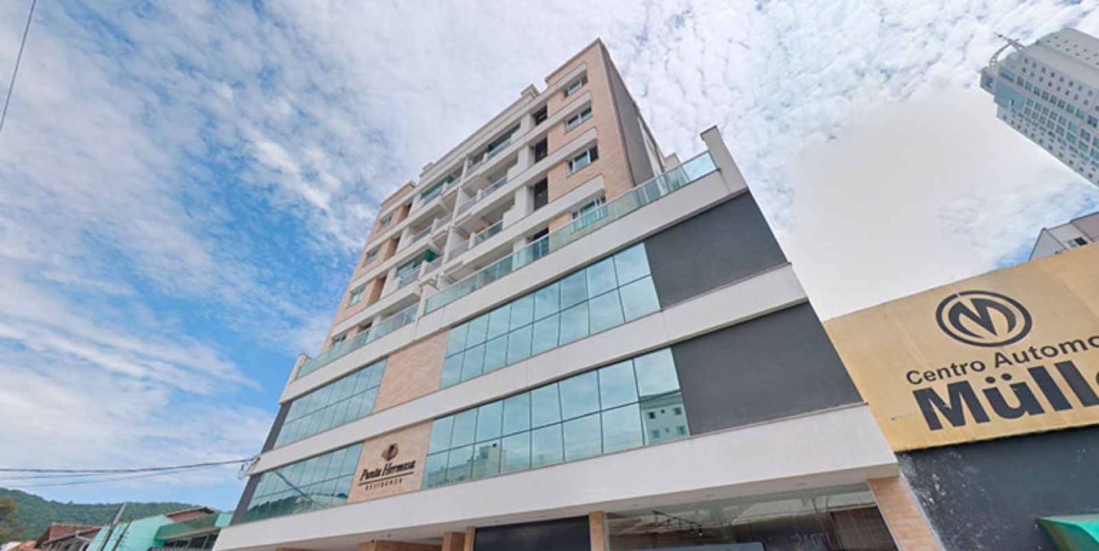 Punta Hermosa — Empreendimento em Balneário Camboriú SC
