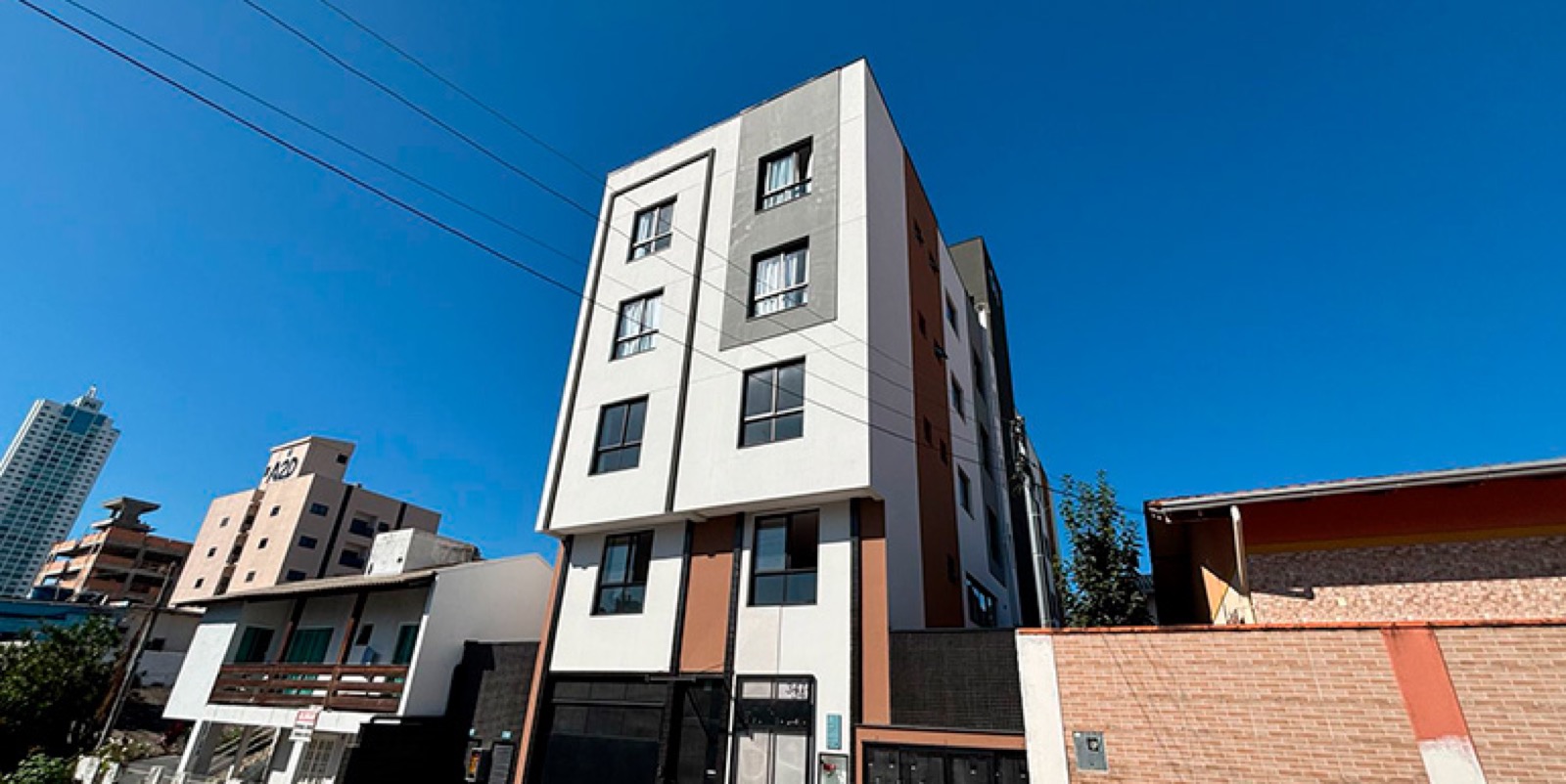 Silva Jardim — Empreendimento em Balneário Camboriú SC