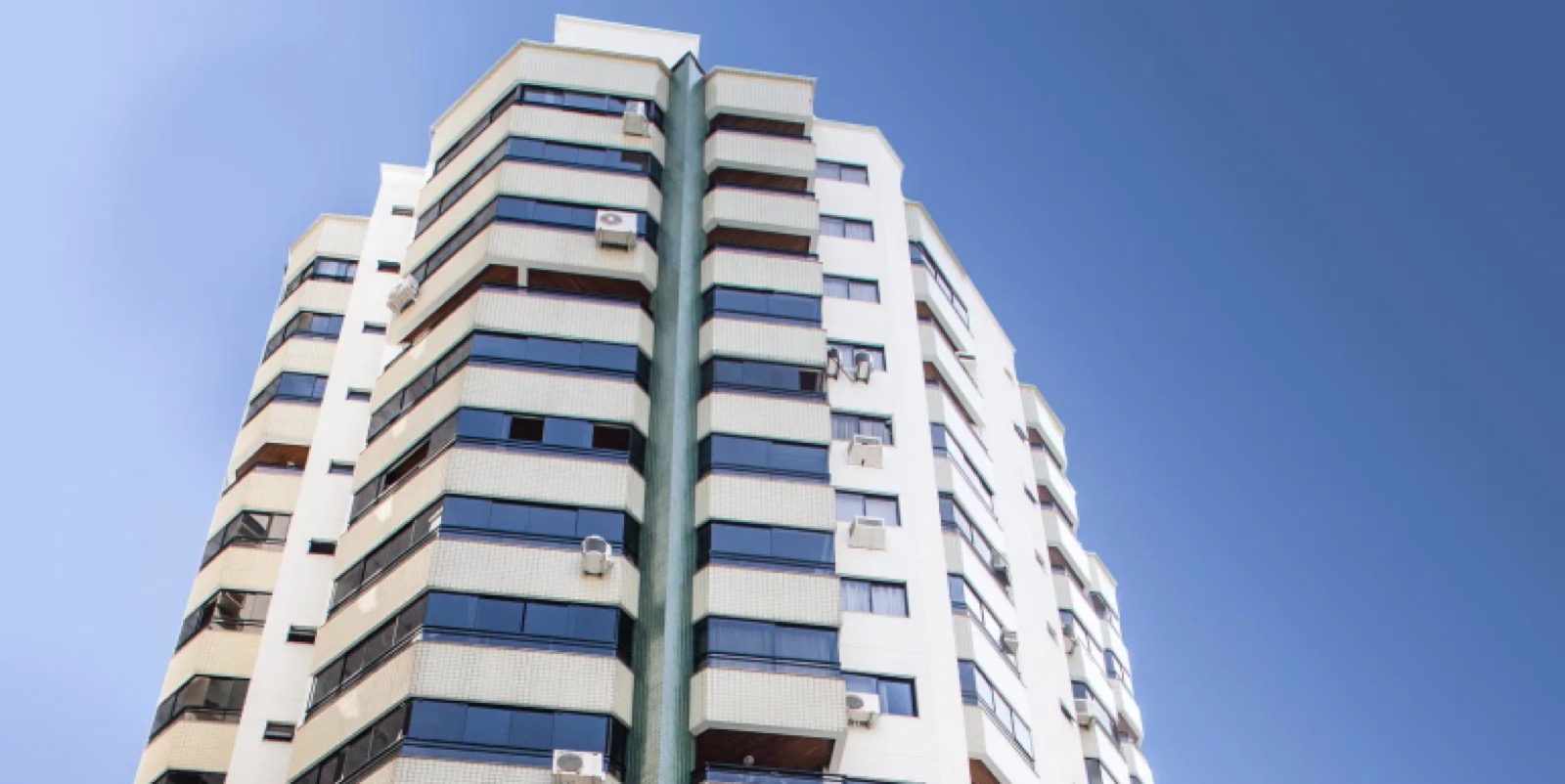 Silveira Pinto — Empreendimento em Balneário Camboriú SC