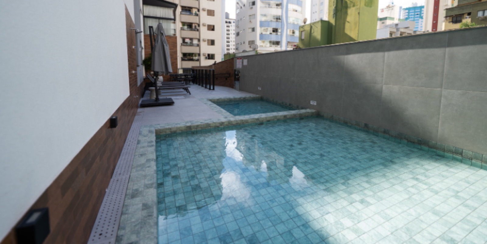 Area de lazer 6 do Sun Paradise em Balneário Camboriú SC