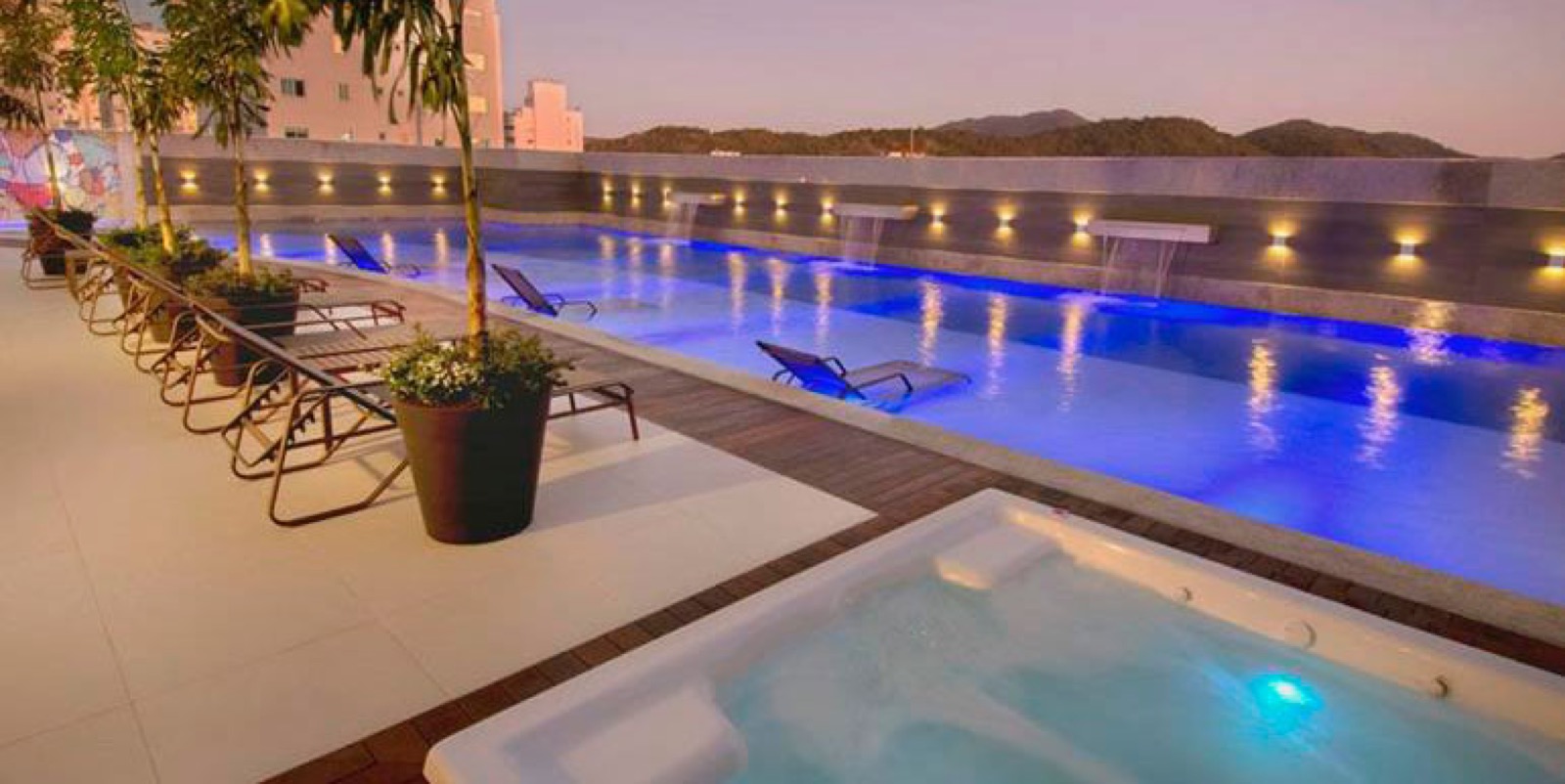 Area de lazer 6 do Sun Place em Balneário Camboriú SC