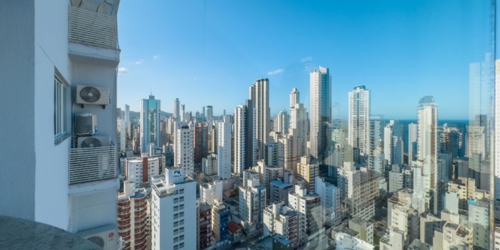 Area de lazer 1 do Torre D’ Veneza em Balneário Camboriú SC